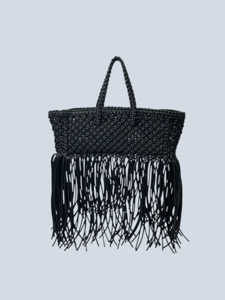 Borsa a spalla in pelle vegana intrecciata.