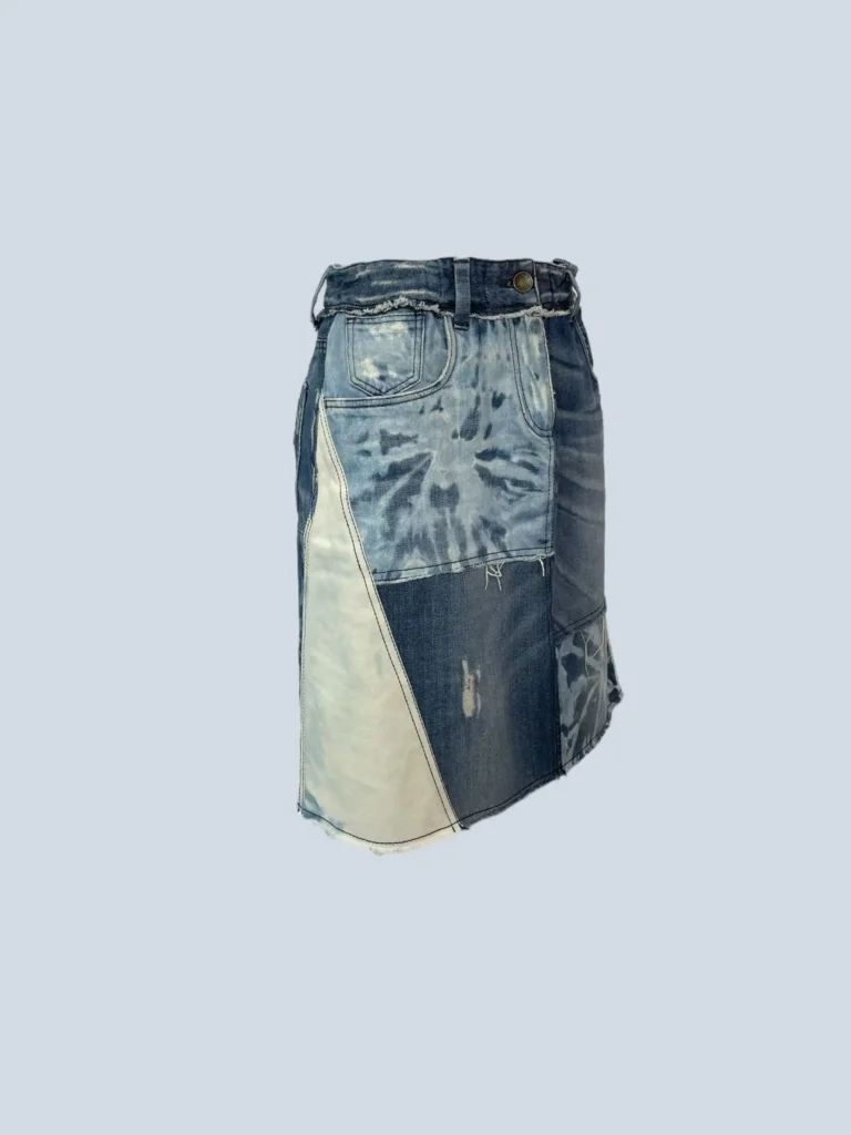 Minigonna in denim patchwork e tie dye, 38., foto 2 di 5