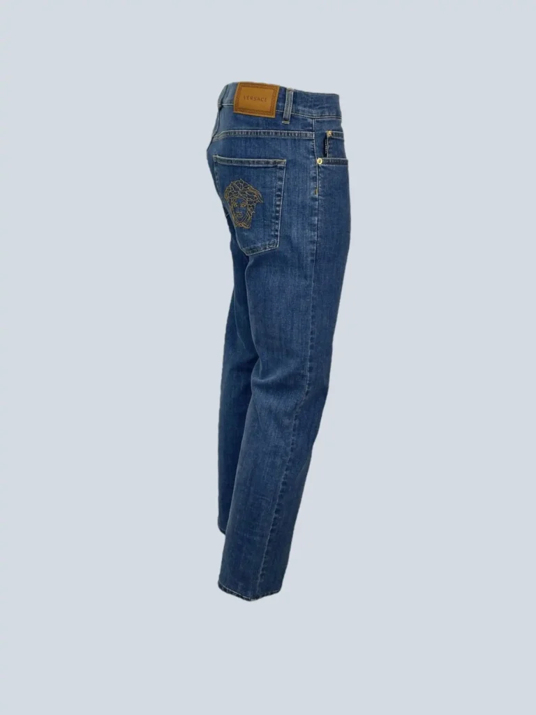 Pantaloni in denim con ricamo medusa, 36., foto 2 di 9