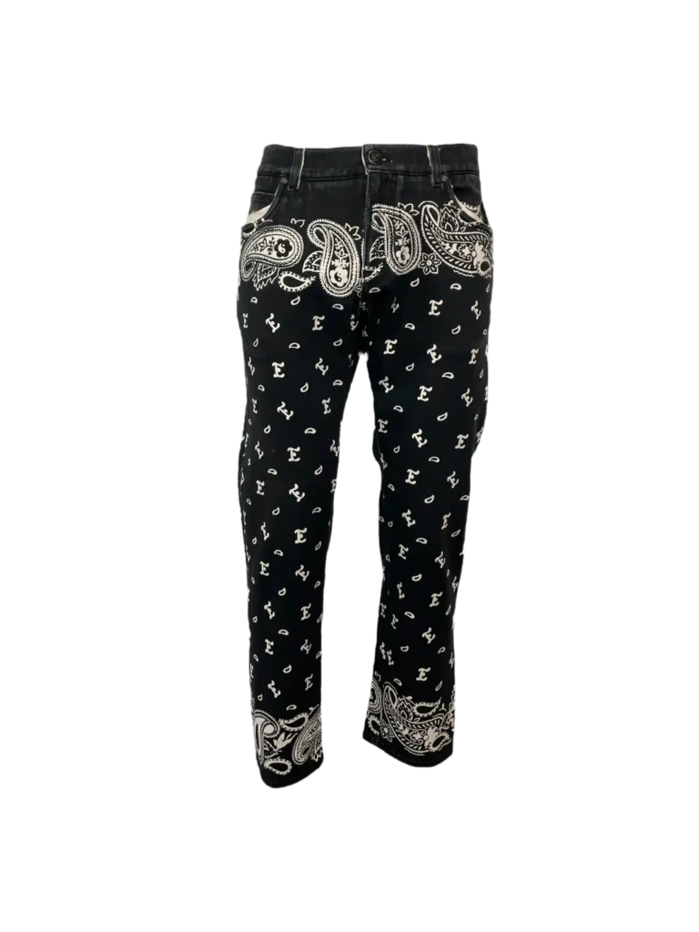 Pantaloni in denim con stampa paisley.