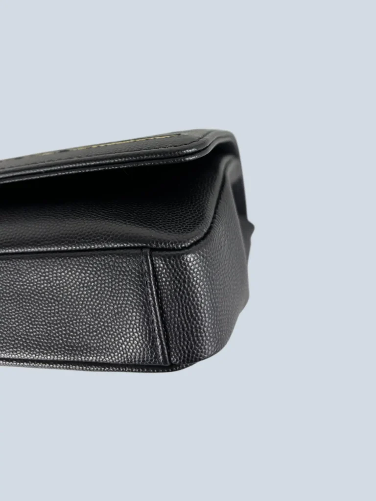 Pochette Captain Gold in pelle caviar.., foto 6 di 12