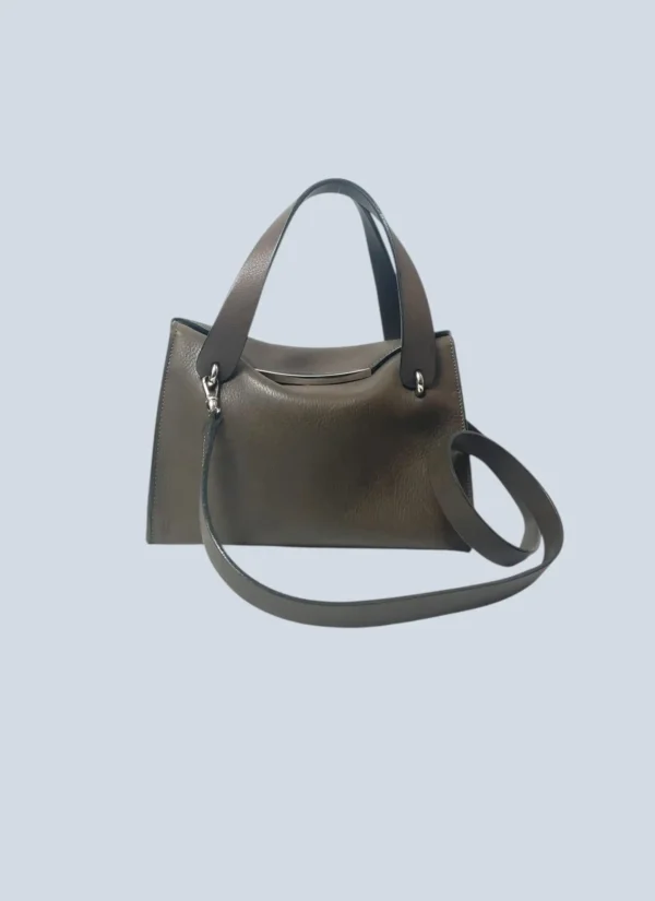 <b>Colombo</b><br> borsa a spalla in pelle.
