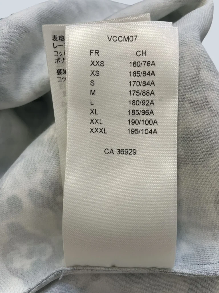 Camicia a maniche corte in viscosa Monogram, L., foto 6 di 10