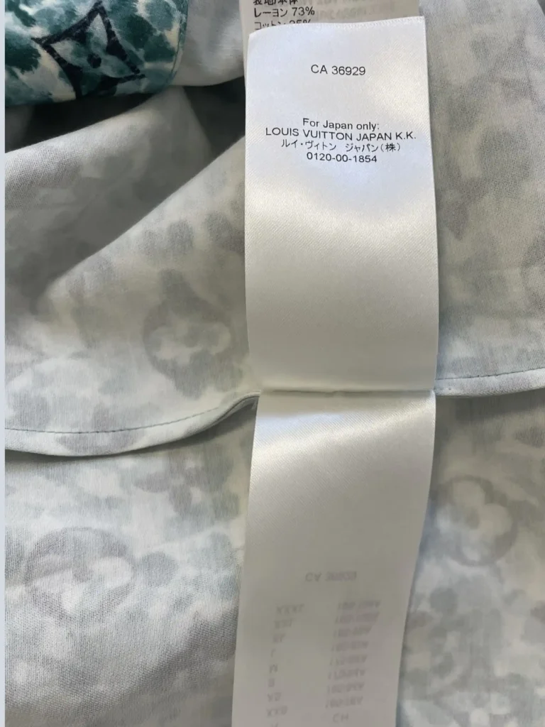 Camicia a maniche corte in viscosa Monogram, L., foto 10 di 10
