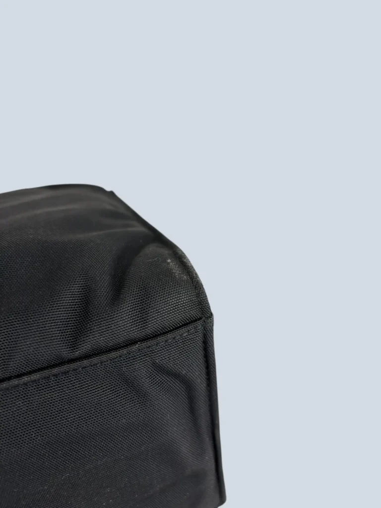 Borsa a mano in nylon con manici in bamboo., foto 9 di 10