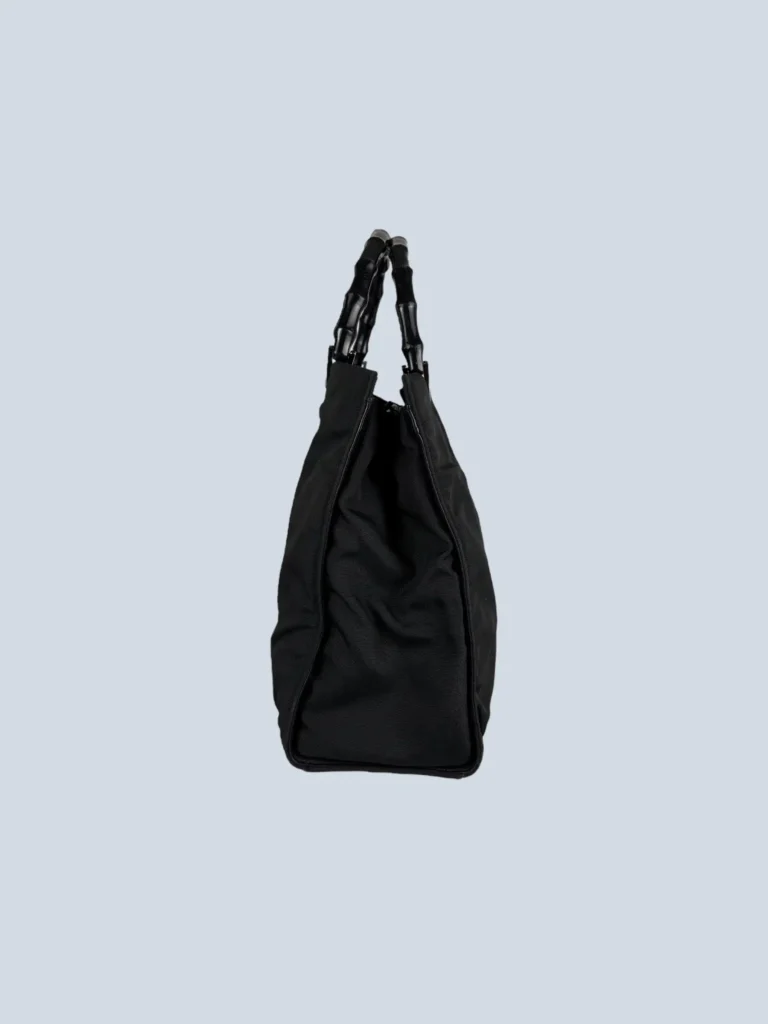 Borsa a mano in nylon con manici in bamboo., foto 3 di 10