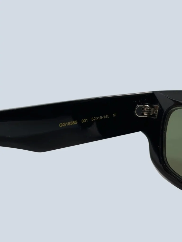 Occhiali da sole squadrati in acetato con logo lettering., foto 6 di 7