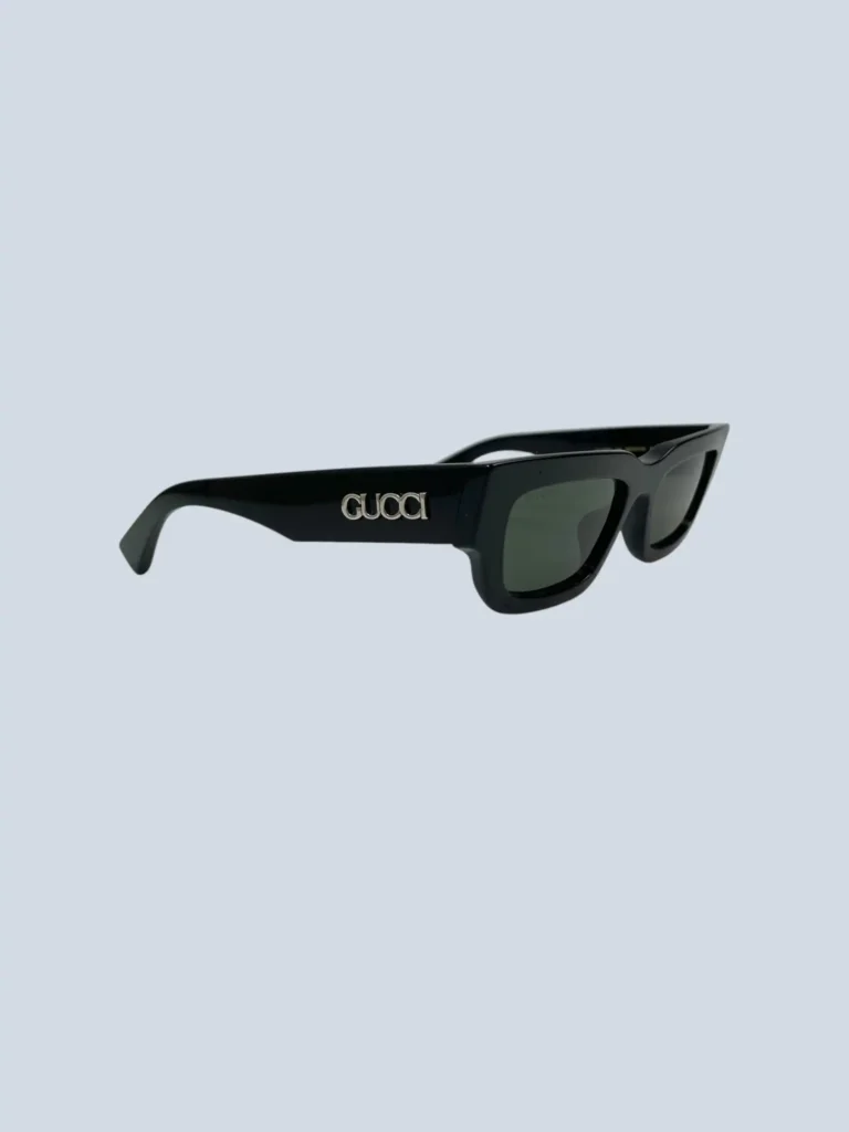 Occhiali da sole squadrati in acetato con logo lettering.