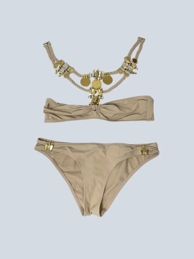 Bikini and pendant necklace, 38.