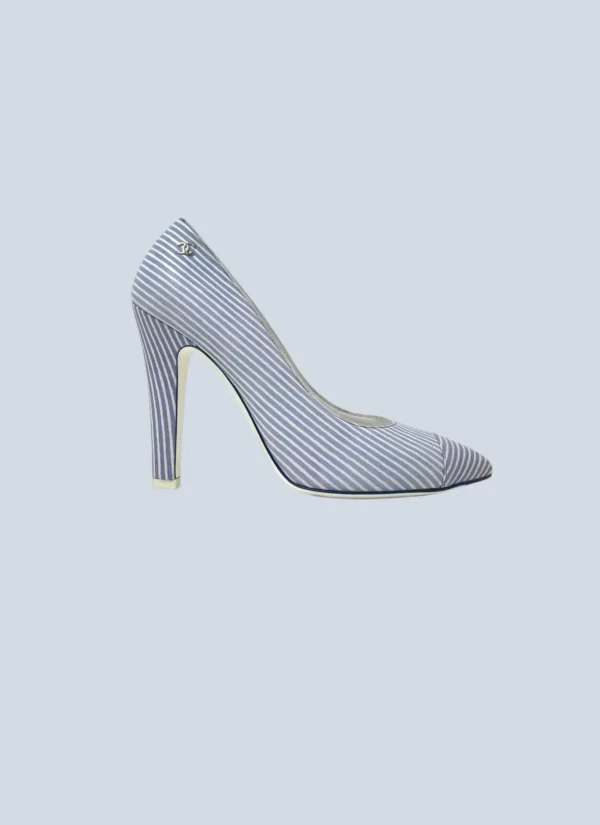 <b>Chanel</b><br> décolleté in pelle a righe CC logo, 37.