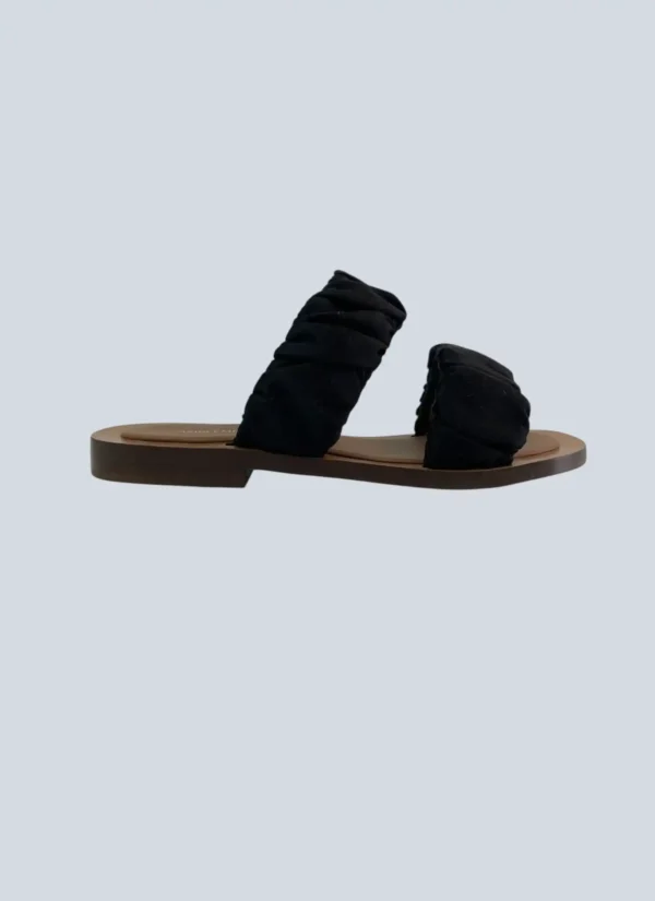 <b>Amblême</b><br> sandali Ugalde plissè in satin, 37.