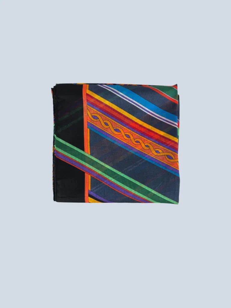 Foulard stampa geometrica.