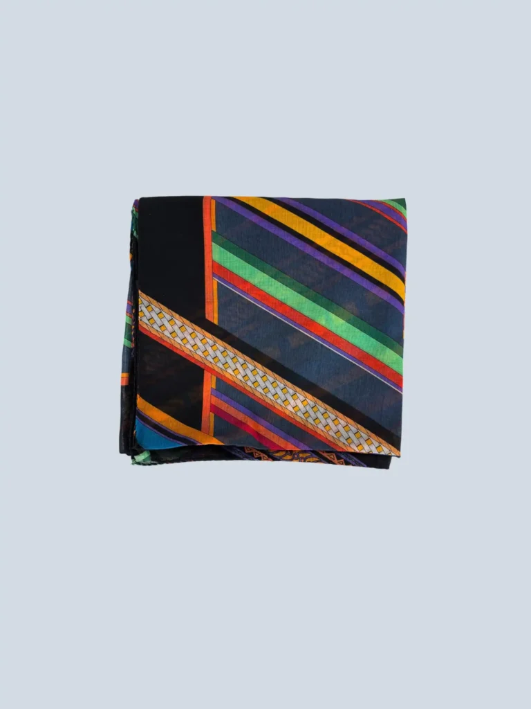 Foulard stampa geometrica., foto 2 di 5