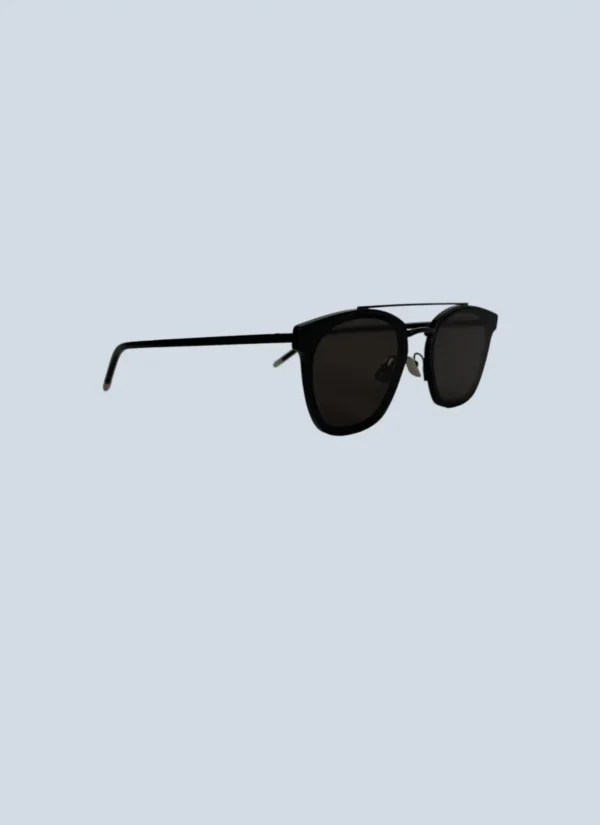<b>Saint Laurent</b> <br> occhiali da sole rotondi in metallo.