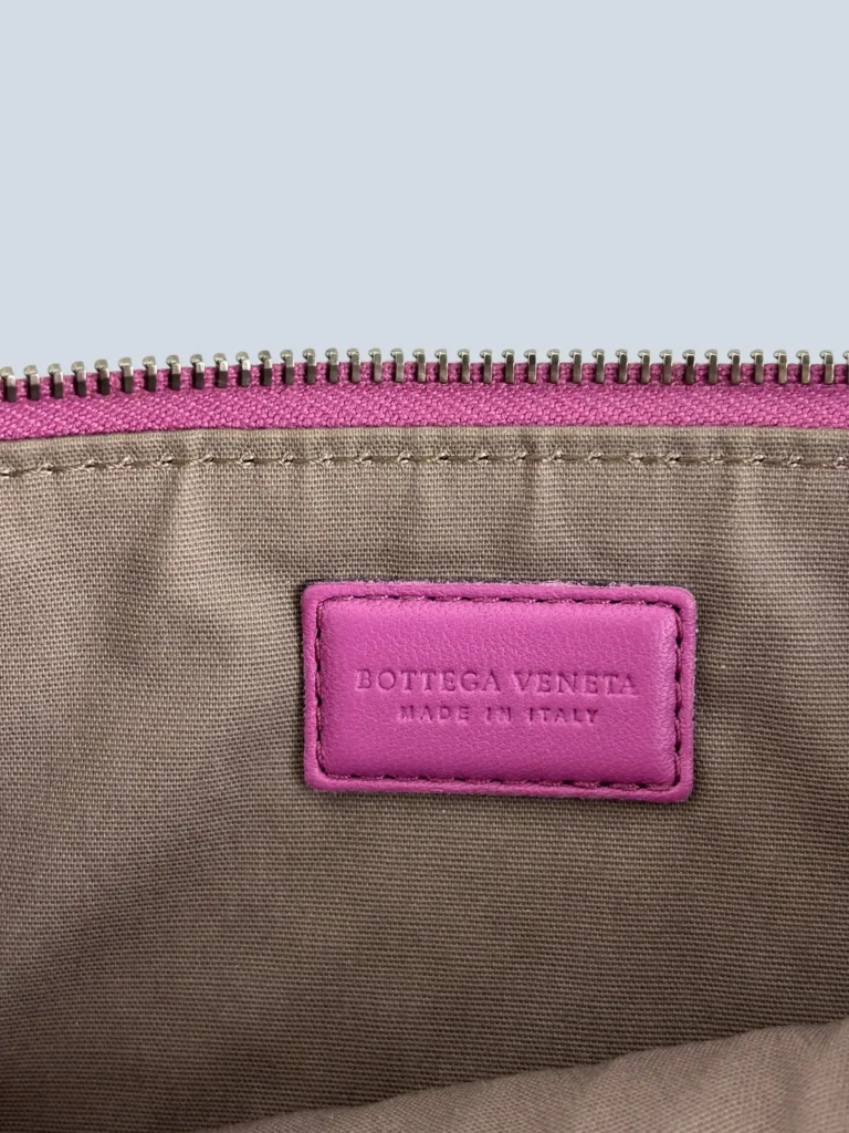 Pochette in pelle intrecciata., foto 8 di 11