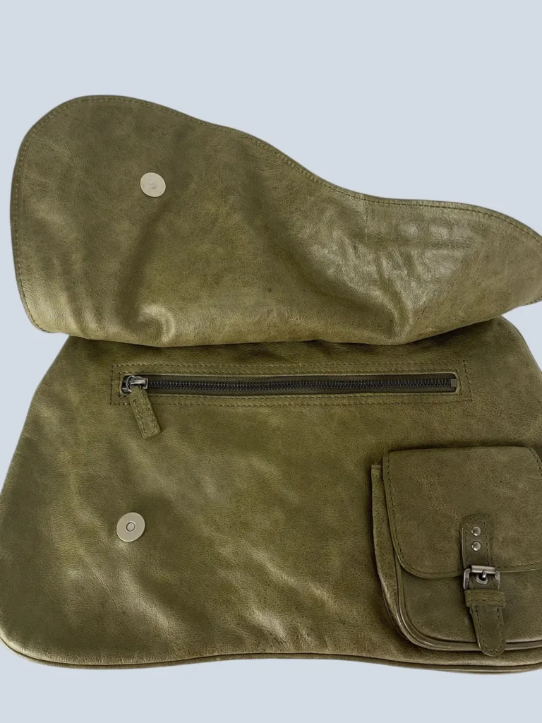 By John Galliano, borsa a spalla Gaucho in pelle., foto 7 di 13