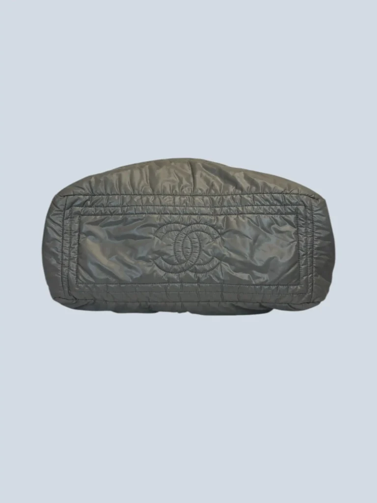 Borsa a spalla Coco Cocoon in nylon trapuntato., foto 3 di 16