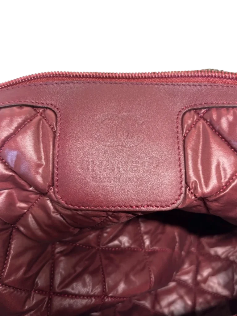 Borsa a spalla Coco Cocoon in nylon trapuntato., foto 4 di 16