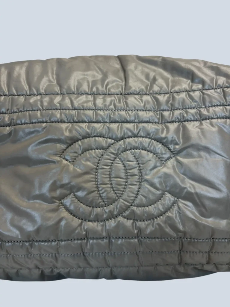Borsa a spalla Coco Cocoon in nylon trapuntato., foto 14 di 16