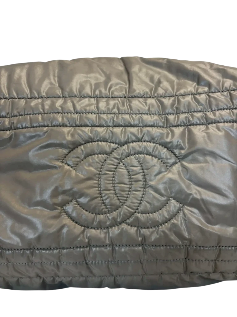 Borsa a spalla Coco Cocoon in nylon trapuntato., foto 14 di 16