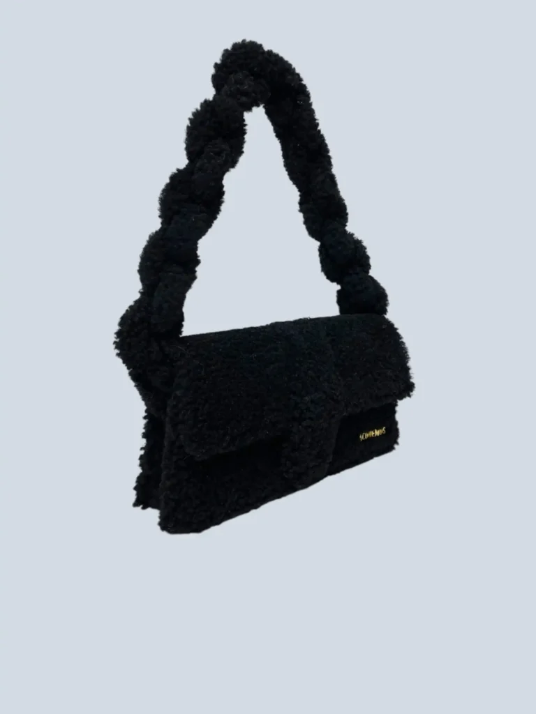 Borsa a spalla Le Bambidou in shearling., foto 2 di 9