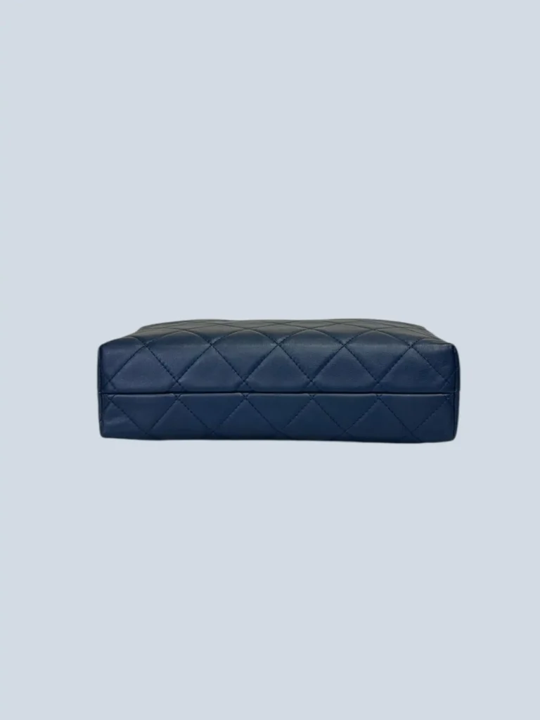 Borsa In The Business Flap in pelle matelassé., foto 5 di 15