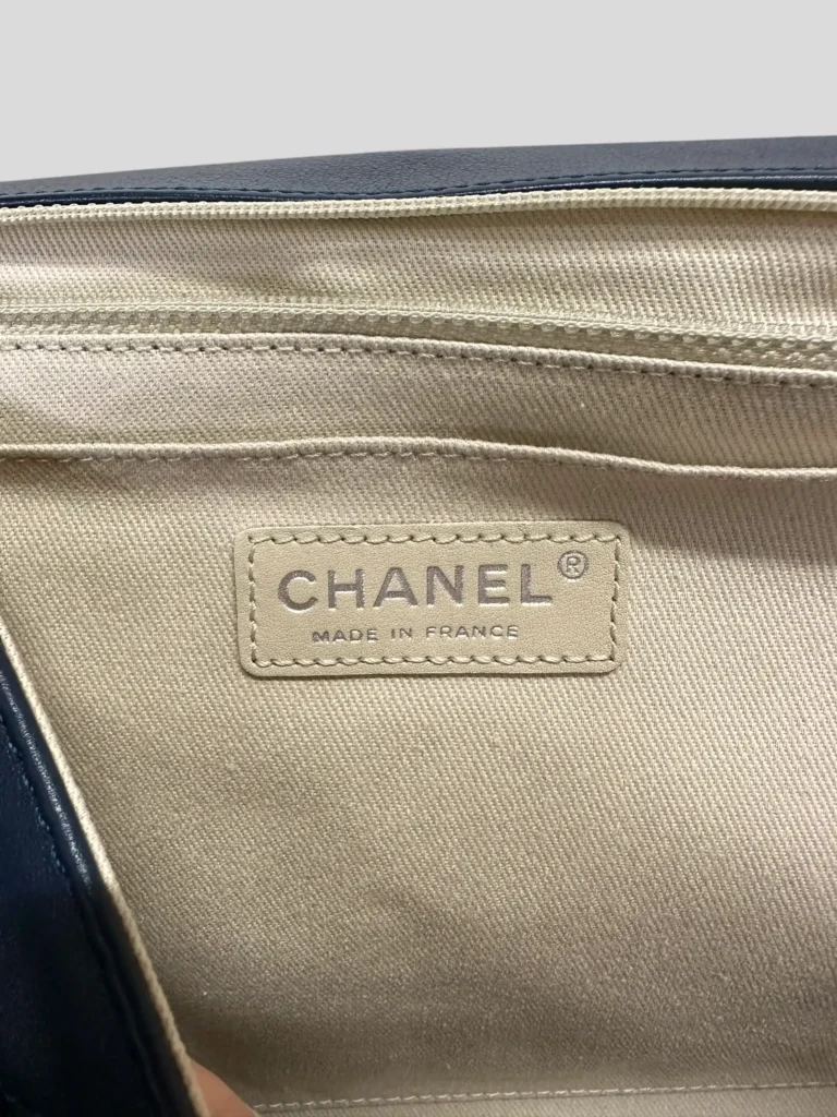 In The Business Flap matelassé leather bag, photo 13 of 15