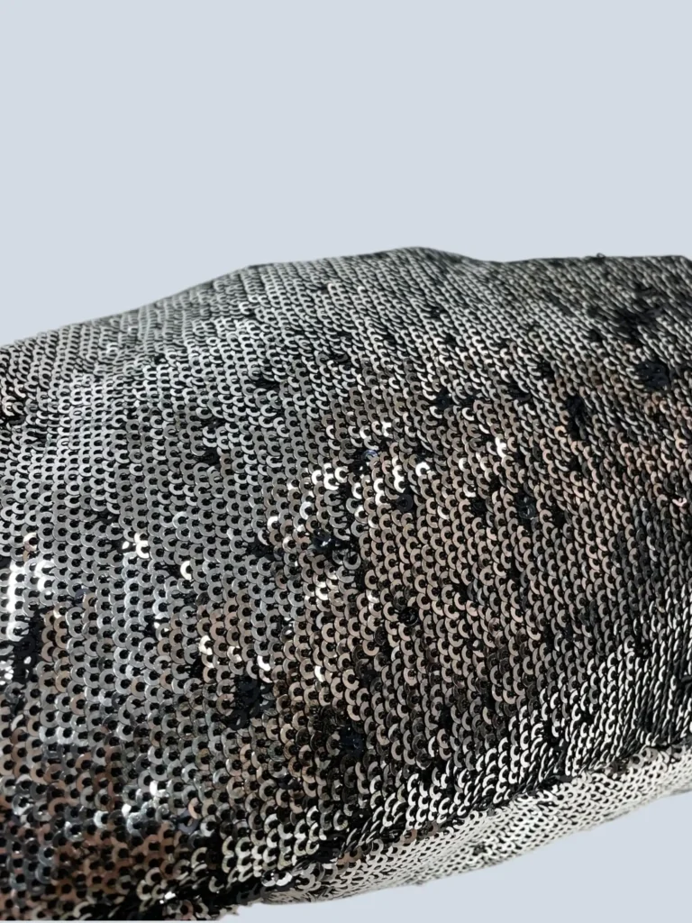 Clutch con paillettes e chiusura Teschi metallo., foto 6 di 12