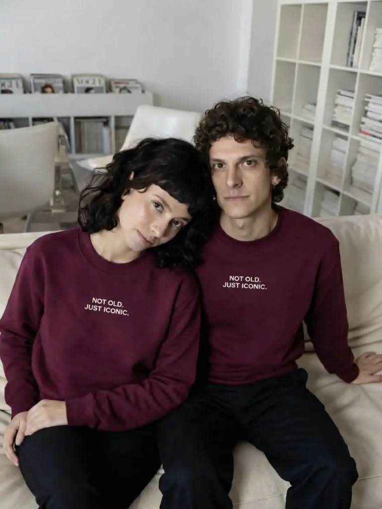 Felpa girocollo in cotone burgundy.