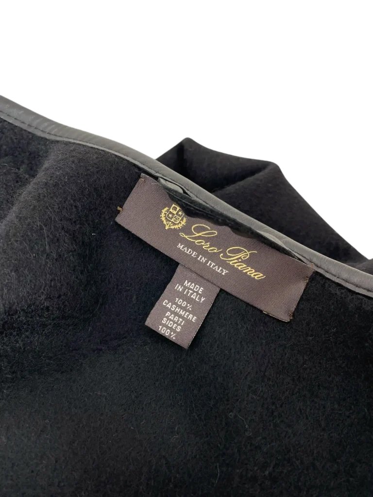 Mantella in cachemire e pelle., foto 4 di 6