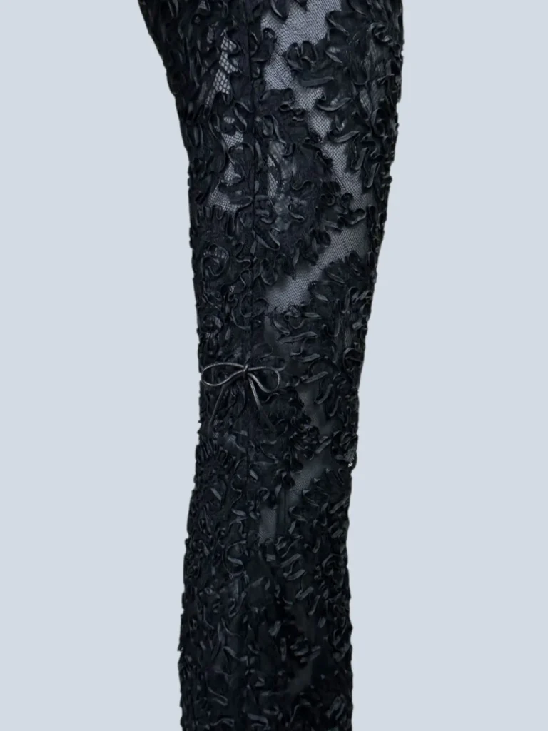 By Tom Ford, pantaloni a zampa in pizzo con inserti in pelle, 40., foto 5 di 11