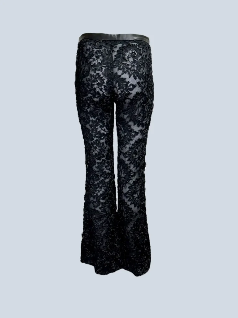 By Tom Ford, pantaloni a zampa in pizzo con inserti in pelle, 40., foto 4 di 11