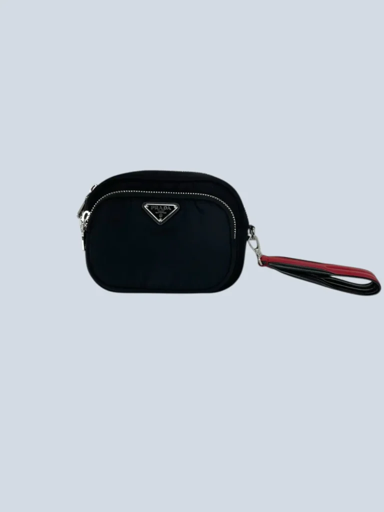 Pochette Wristlet in nylon e pelle.