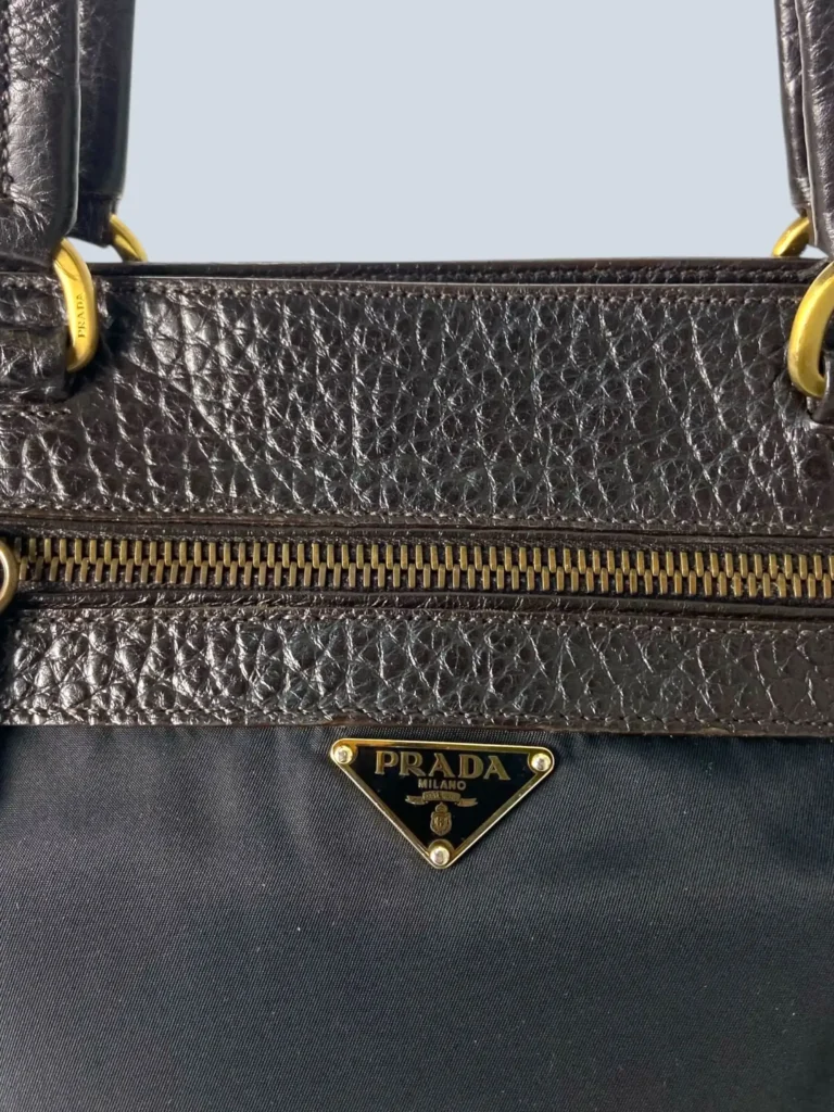 Borsa a spalla in nylon e pelle martellata., foto 9 di 9