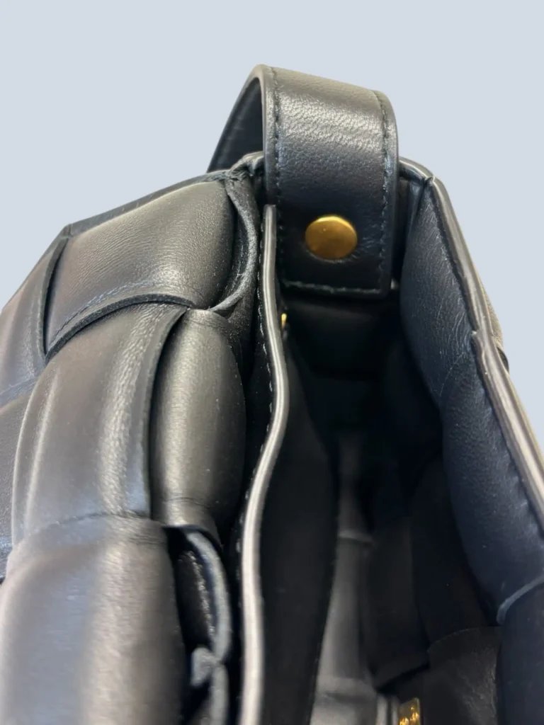 Borsa Padded Cassette piccola in pelle., foto 7 di 13