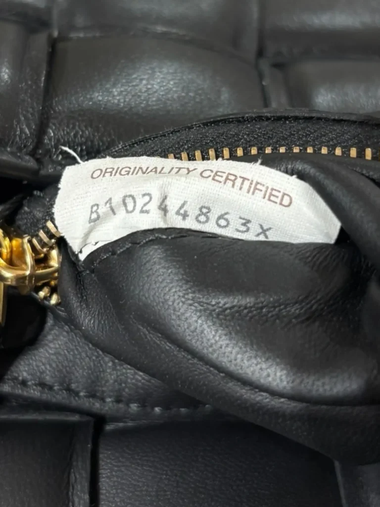 Borsa Padded Cassette piccola in pelle., foto 9 di 13