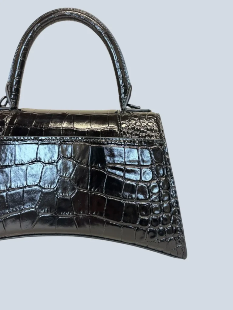 Borsa a tracolla Hourglass XS in pelle stampa coccodrillo., foto 8 di 12