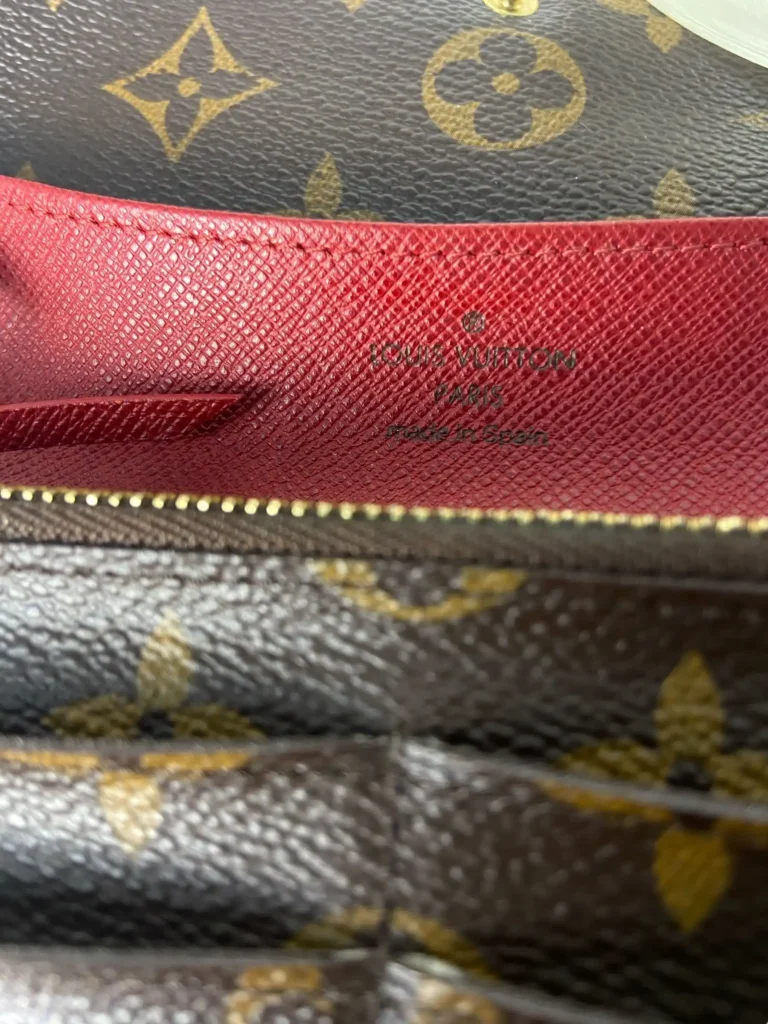 Portafoglio Emelie in tela Monogram e pelle., foto 6 di 7
