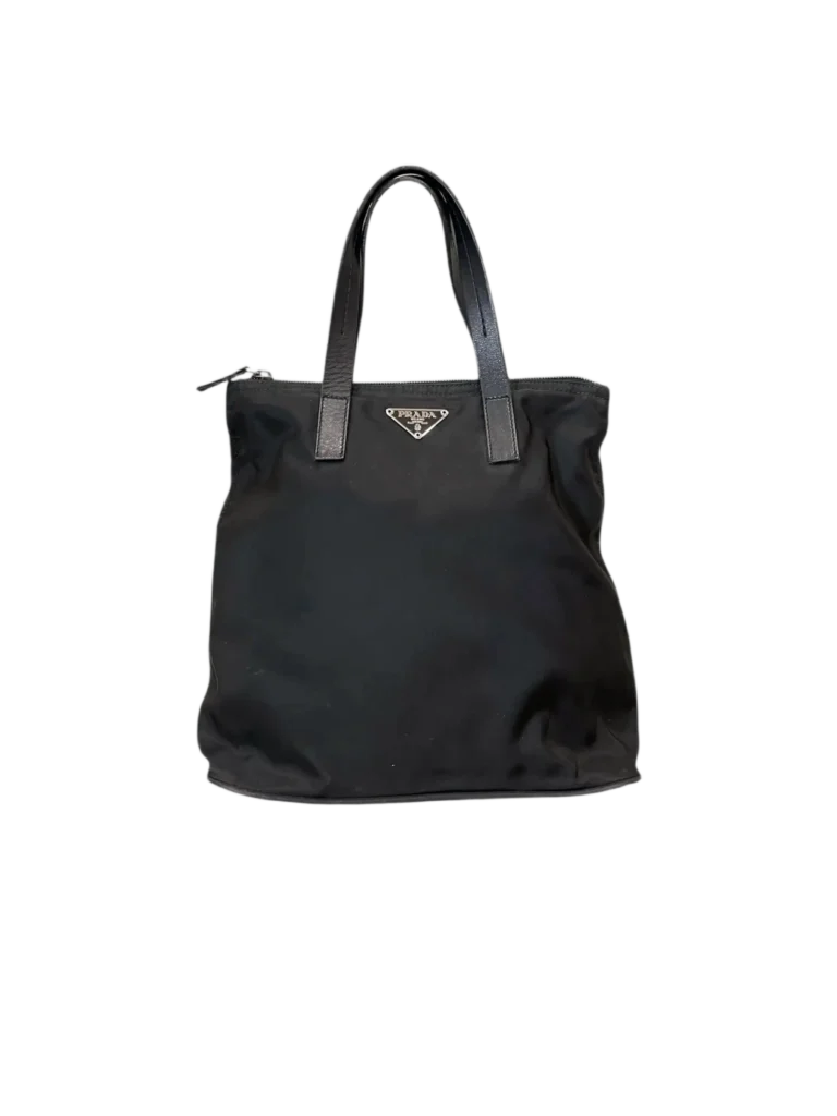 Borsa a mano in nylon e pelle.