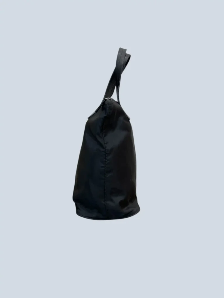 Borsa a mano in nylon e pelle., foto 3 di 13