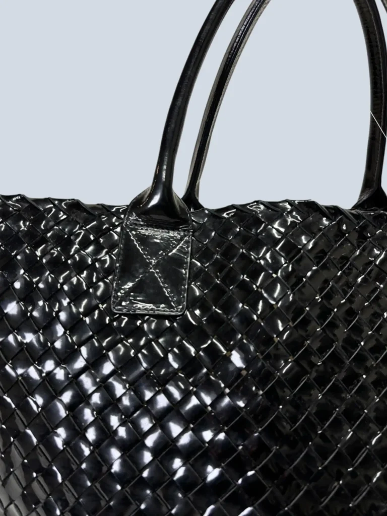 Borsa tote Cabat Grande in pelle lucida., foto 9 di 11