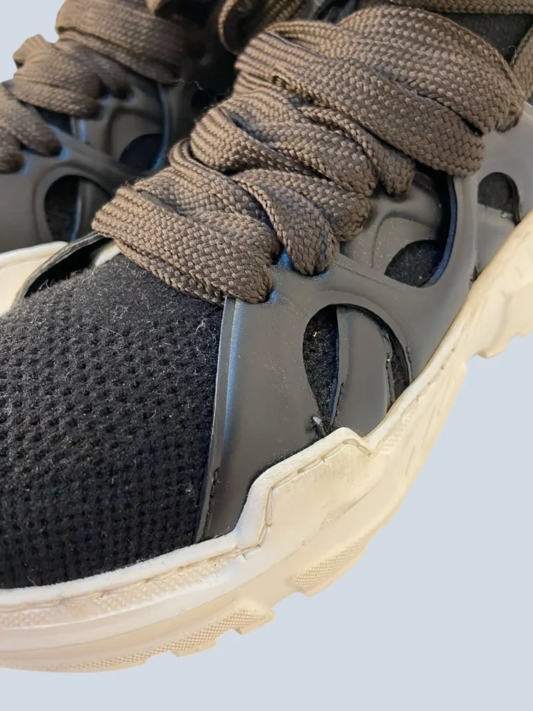 Sneakers in pelle e maglia di cachemire, 37., foto 8 di 9