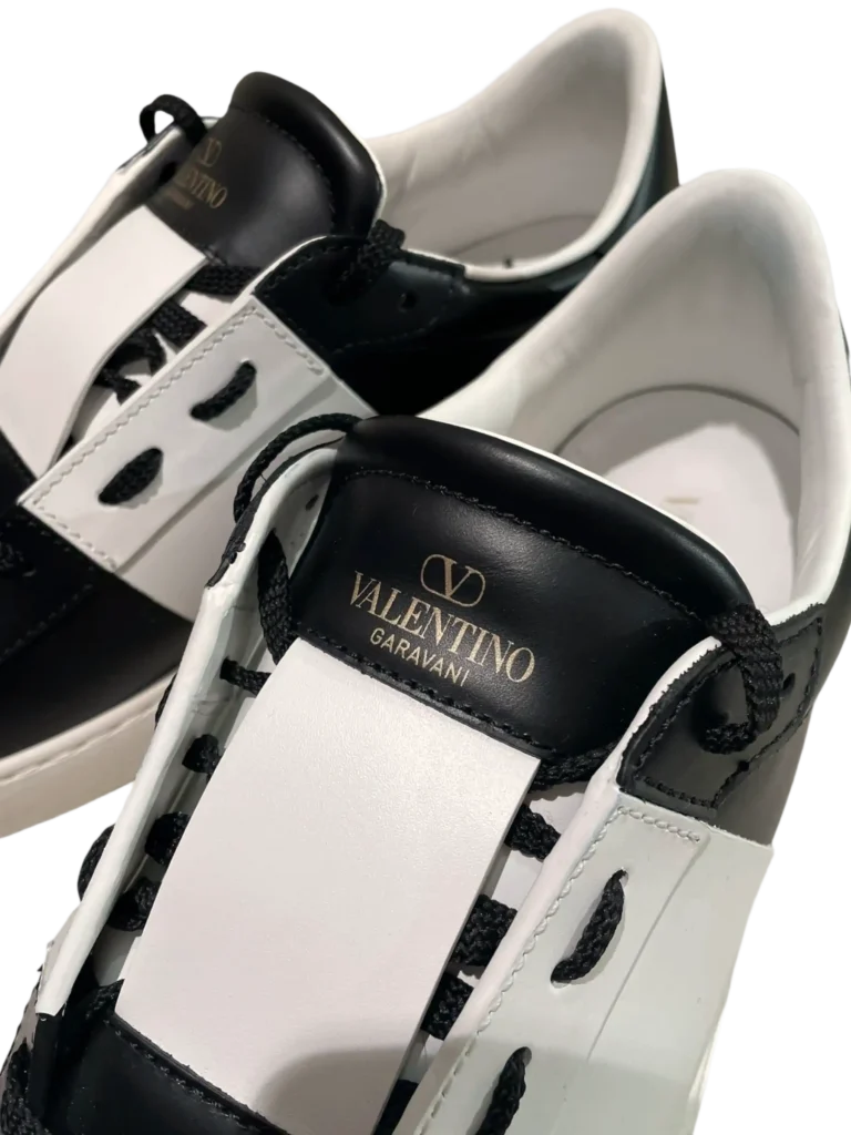 Garavani, sneakers Open in pelle bicolor., foto 6 di 6