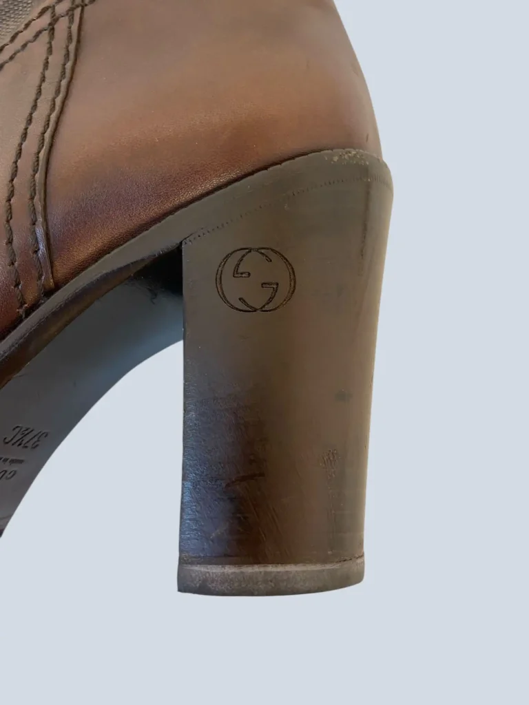Major Monogram canvas and leather boots, 37,5C., photo 9 of 11