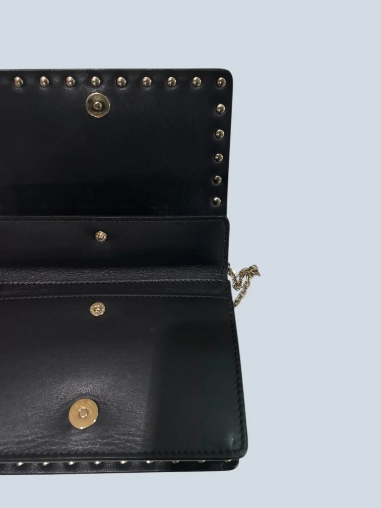 Garavani, mini bag a tracolla Rockstud in pelle., foto 7 di 10