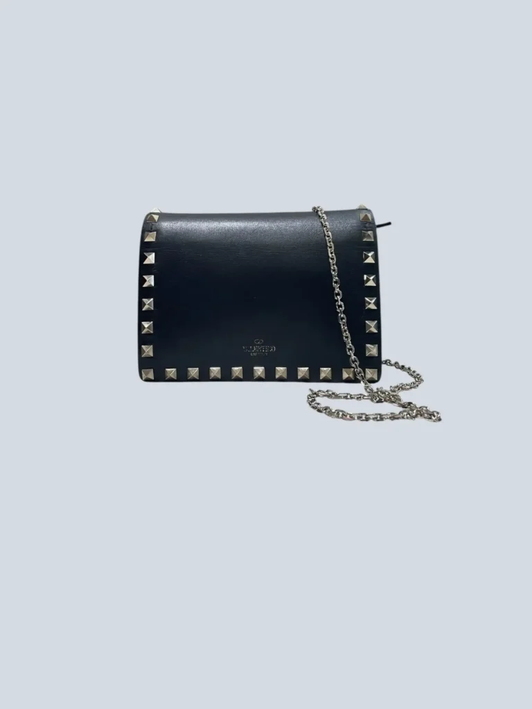 Garavani, mini bag a tracolla Rockstud in pelle., foto 4 di 10