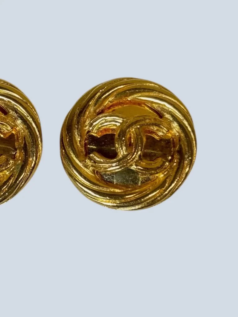 Gold-plated CC logo clip earrings, photo 3 of 4
