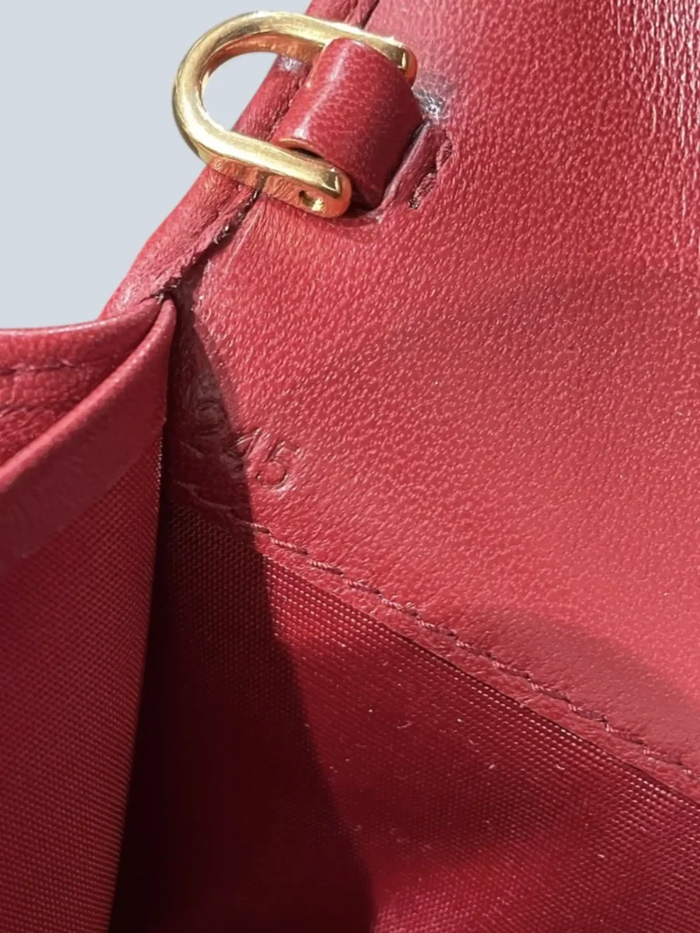 Wallet on chain in velluto matelassé e pelle., foto 10 di 11