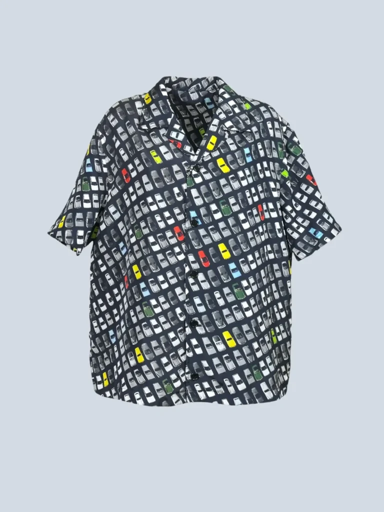Camicia con stampa all over di automobili, 50.