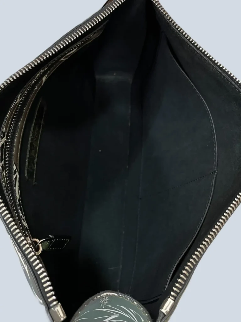 Garavani, pochette VLTN in pelle camouflage., foto 12 di 12